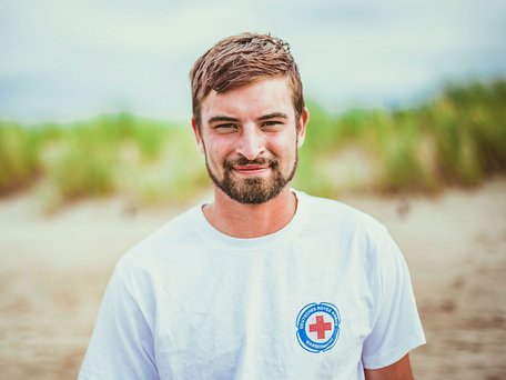 Wasserwacht an der Ostsee in Mecklenburg-Vorpommern, Helfer als Portrait
